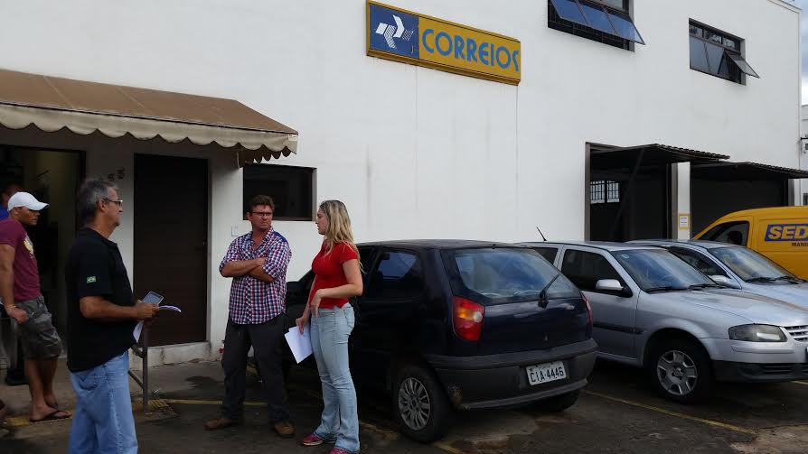 Taquaral tem problemas nos Correios e retirada de encomendas gera fila