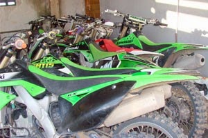 Polícia e Receita Federal apreendem motos importadas em cidades da RMC