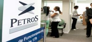 Rombo de 46, 4 milhões de reais nos fundos previdenciários de estatais, exemplo:Petros