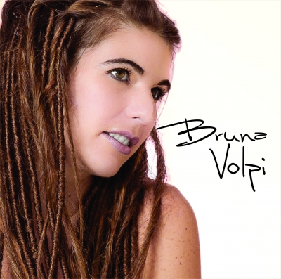 Cantora Bruna Volpi fala sobre o lançamento de seu CD