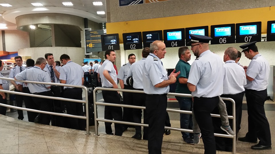 Paralisação parcial de atividades aéreas afeta operações em Viracopos