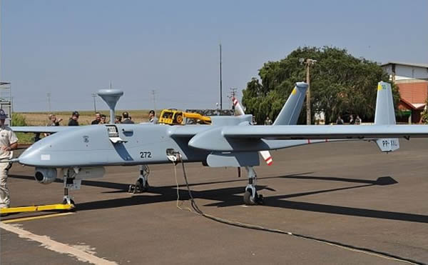 Venda de veículos não tripulados para o exterior