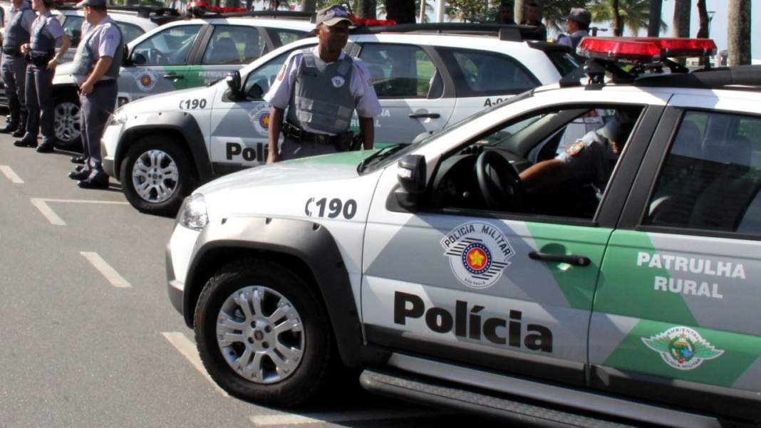 Polícia flagra prefeitura de Nova Odessa descartando entulho de forma irregular