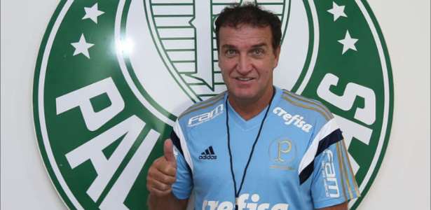 Palmeiras confirma a contratação do técnico Cuca