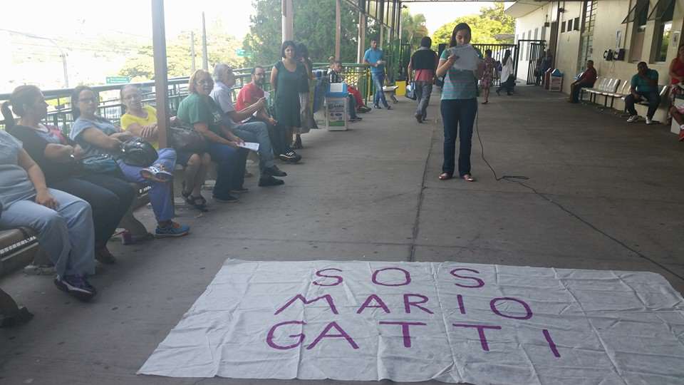 Servidores realizam paralisação no Hospital Mario Gatti, nesta quinta-feira