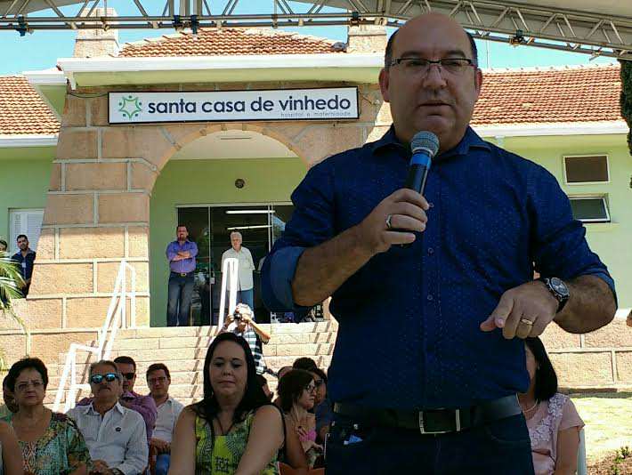 Prefeito garante que dívida milionária da Santa Casa de Vinhedo está sendo solucionada