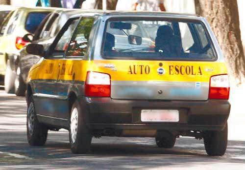 Autoescola de Vinhedo é suspeita de irregularidade em aula prática