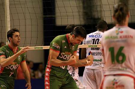 Campinas vence o Taubaté e força terceiro jogo na Superliga