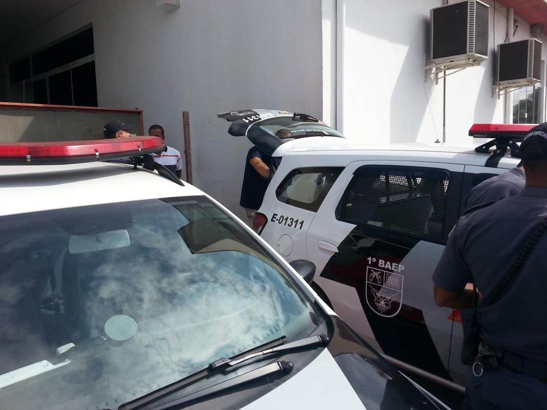 Polícia prende três por roubo de carga e por manter motorista refém em Campinas