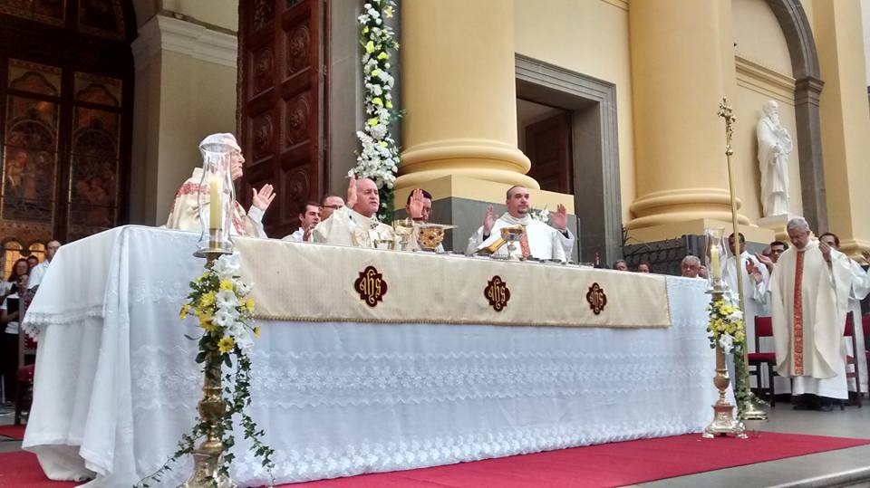 Missa de  Corpus Christi reúne  cinco mil no centro de  Campinas