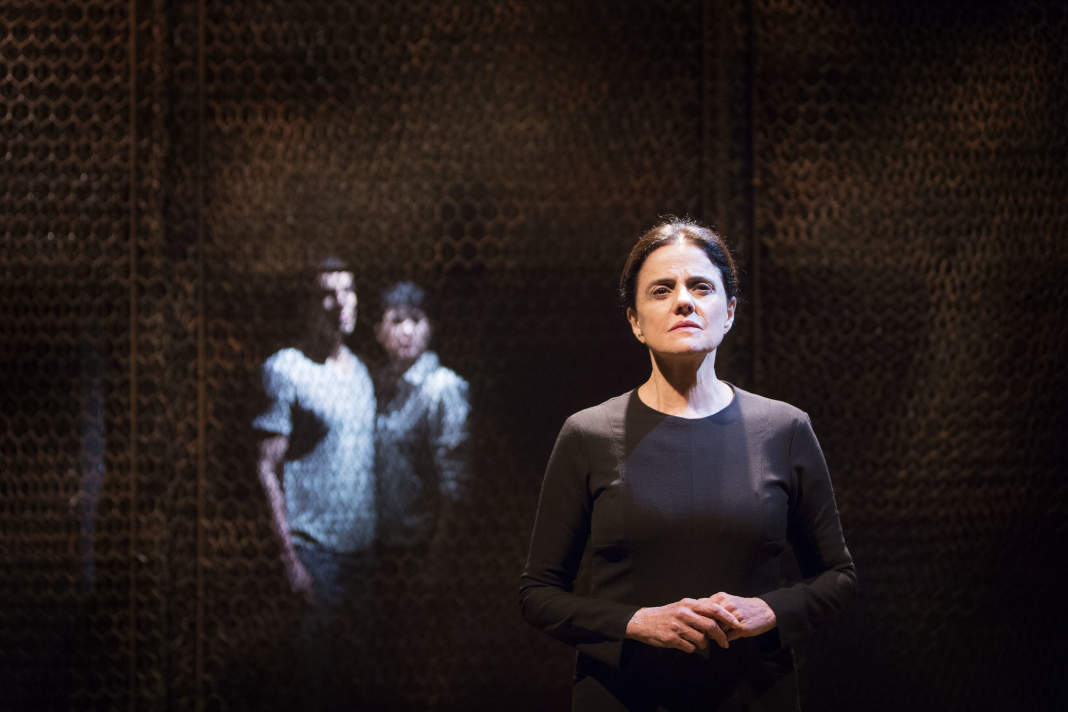 Marieta Severo apresenta o espetáculo “Incêndios” , no Castro Mendes, neste final de semana