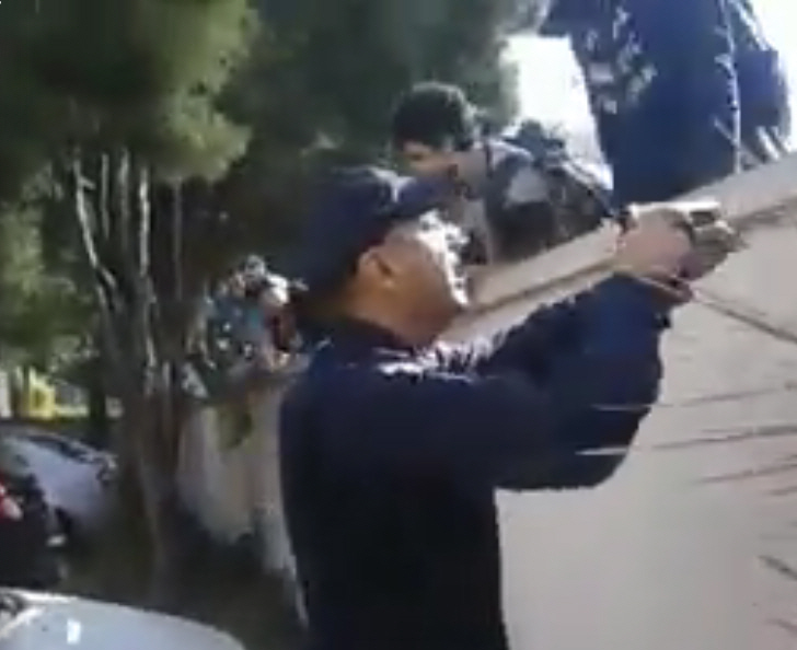 Prefeitura investiga GM que apontou arma durante ato de estudantes em Americana