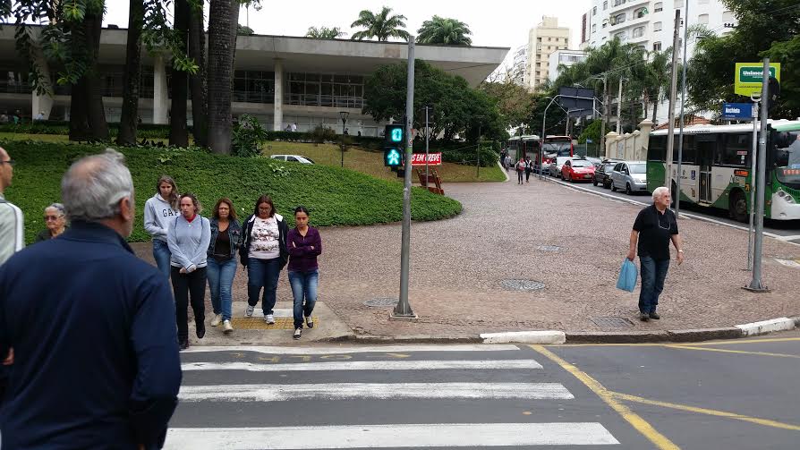 Campinas ainda tem poucos sinais sonoros em semáforos