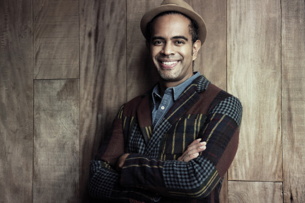 Campinas celebra aniversário com show gratuito de Jair Oliveira na Concha Acústica