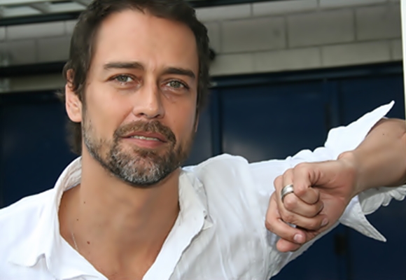 Sesi Campinas promove debate sobre  a obra de William Shakespeare com o ator Marcello Antony