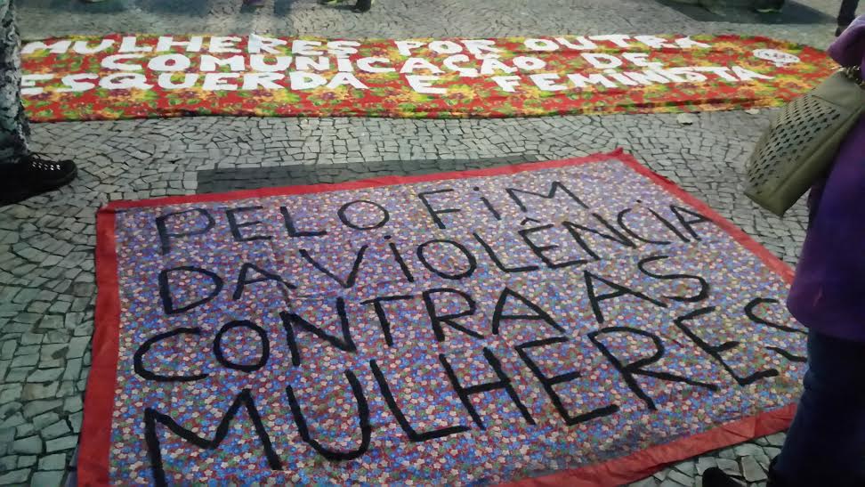 Campinas tem protesto contra casos de estupro e violência contra mulher