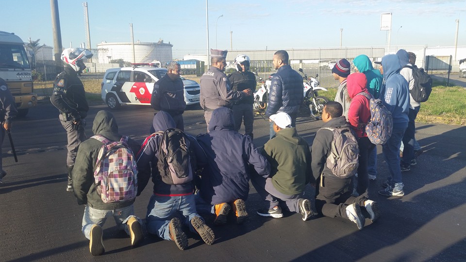 Trabalhadores de Cosmópolis voltam a protestar na  Replan por emprego