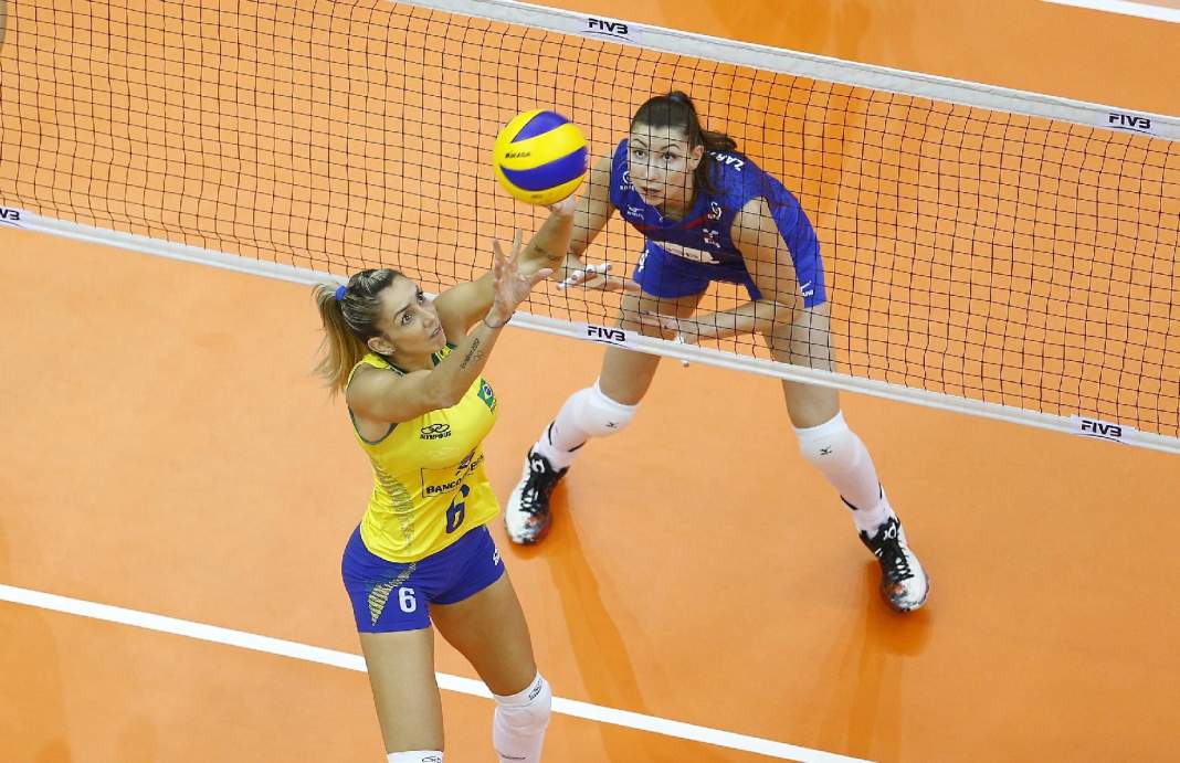 As seleções masculina e feminina de Volêi do Brasil