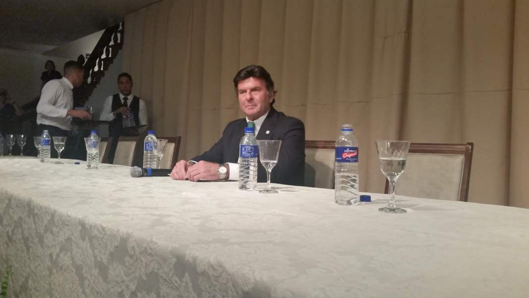 Ministro Luiz Fux evita opinar sobre reajuste aos juízes do STF