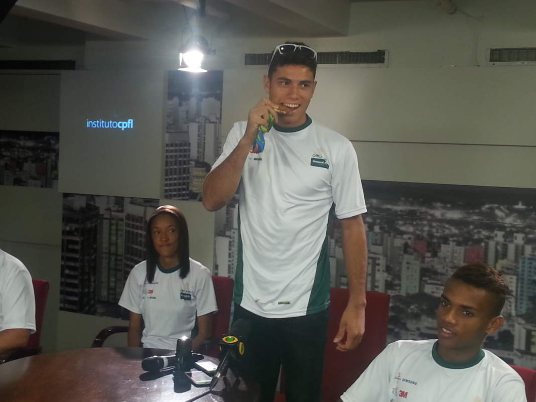 Ouro olímpico pode alavancar investimentos no esporte, afirma Thiago Braz