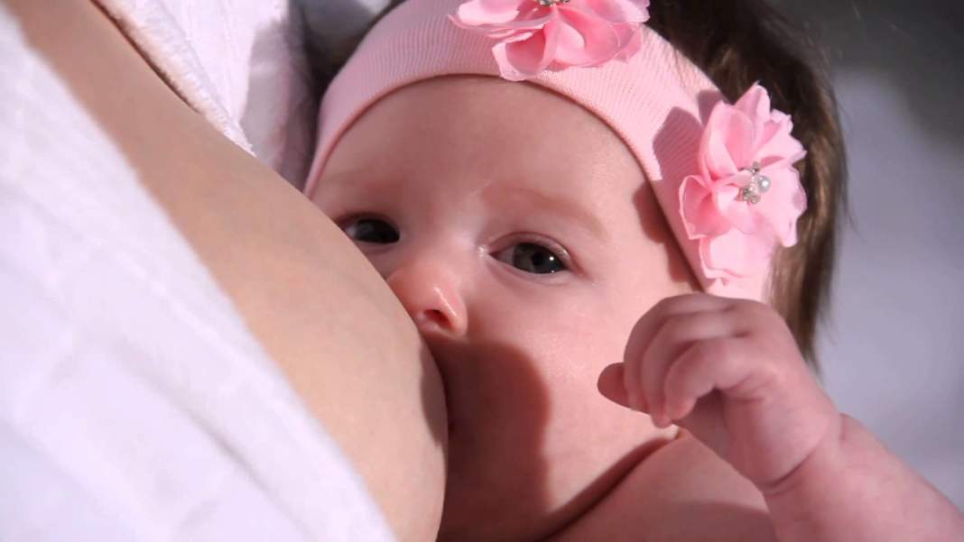 Amamentação é incentivada pela OMS