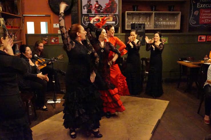 Centro de Arte Flamenca é atração em jantar beneficente