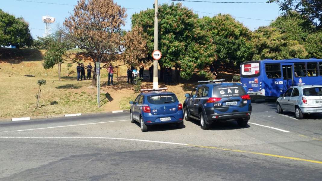 GM remove acampamento em praça de Campinas