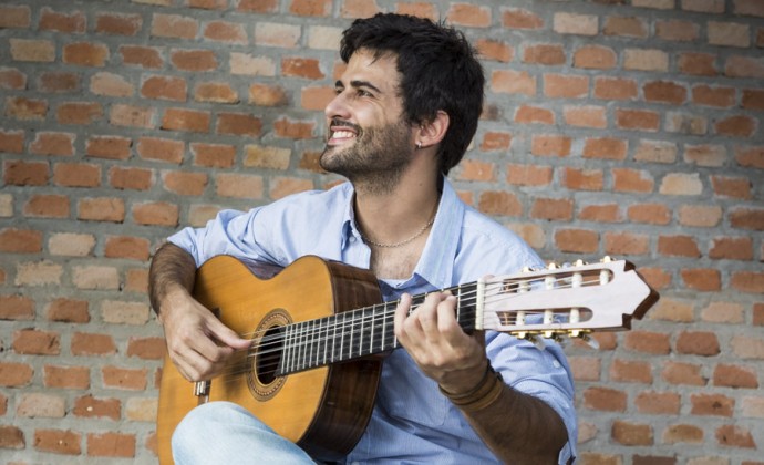 Projeto Quinta no Museu recebe na edição desta semana os músicos  Guilherme Lamas e Sai Conde