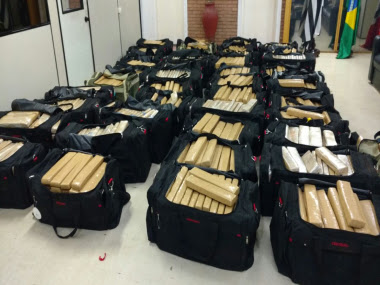 Militares do Exército são presos com cerca de três toneladas de maconha