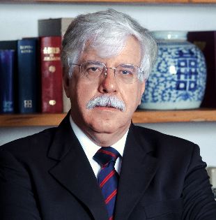 Professor de ética e filosofia, Roberto Romano faz um balanço da política em nosso país nesse ano de 2016