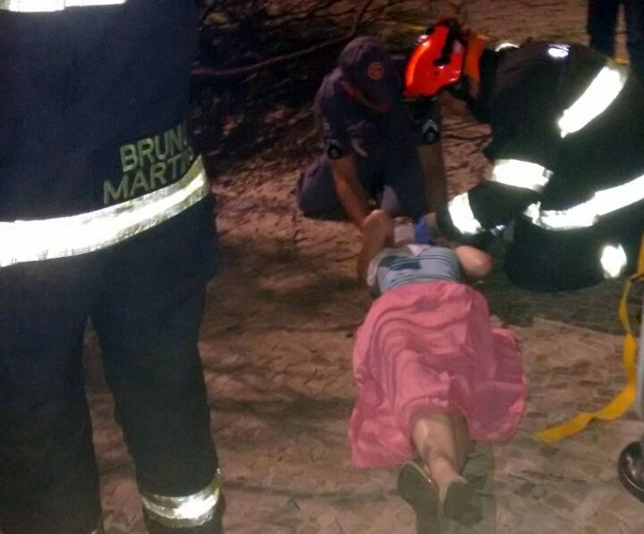 Mulher ferida em queda de árvore questiona cuidado com arborização em Campinas