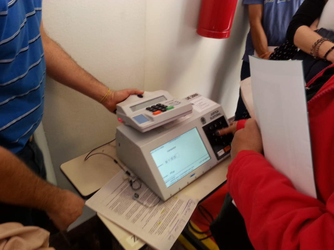 Mesários das eleições de outubro passam por treinamento em Campinas