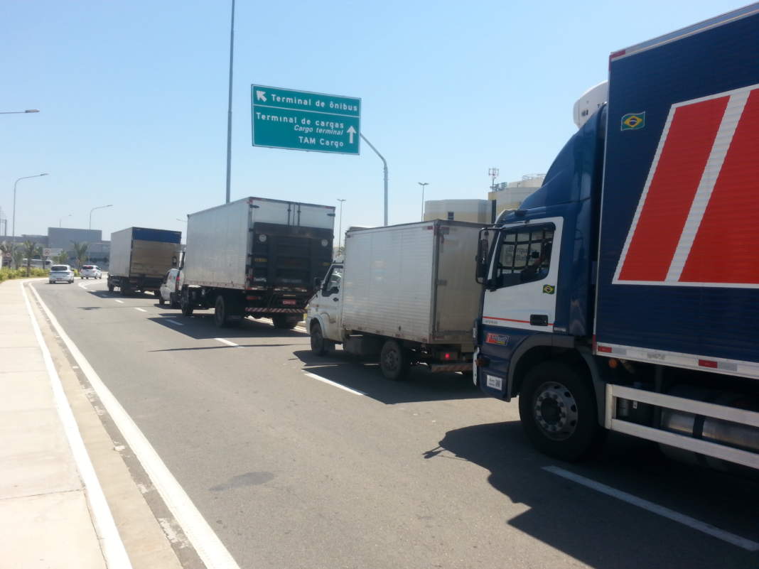 Operação Padrão complica a vida de motoristas no Aeroporto de Viracopos