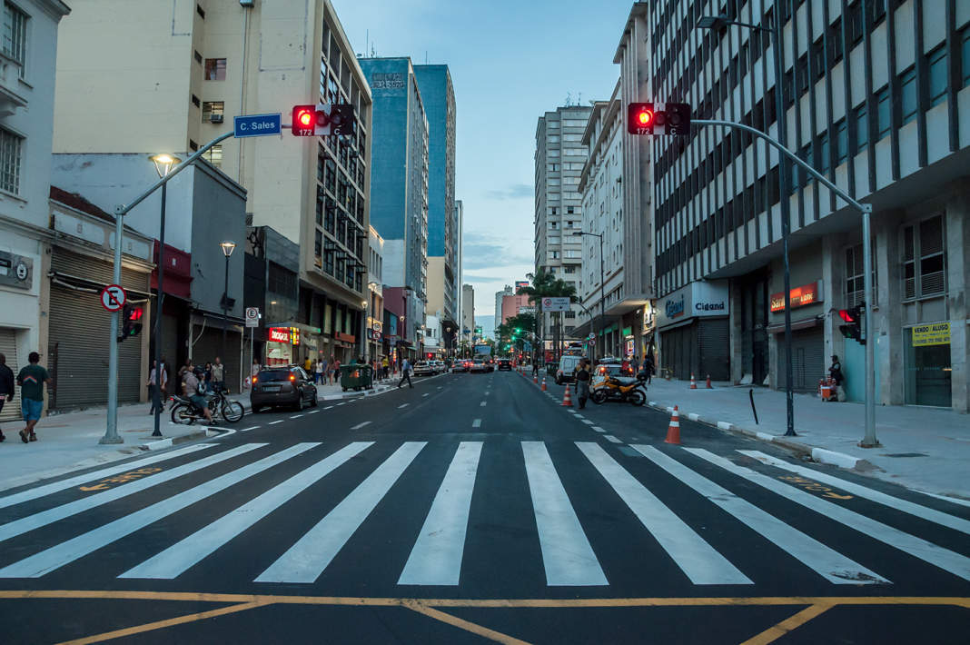 Com taxas atuais, lockdown será necessário em SP