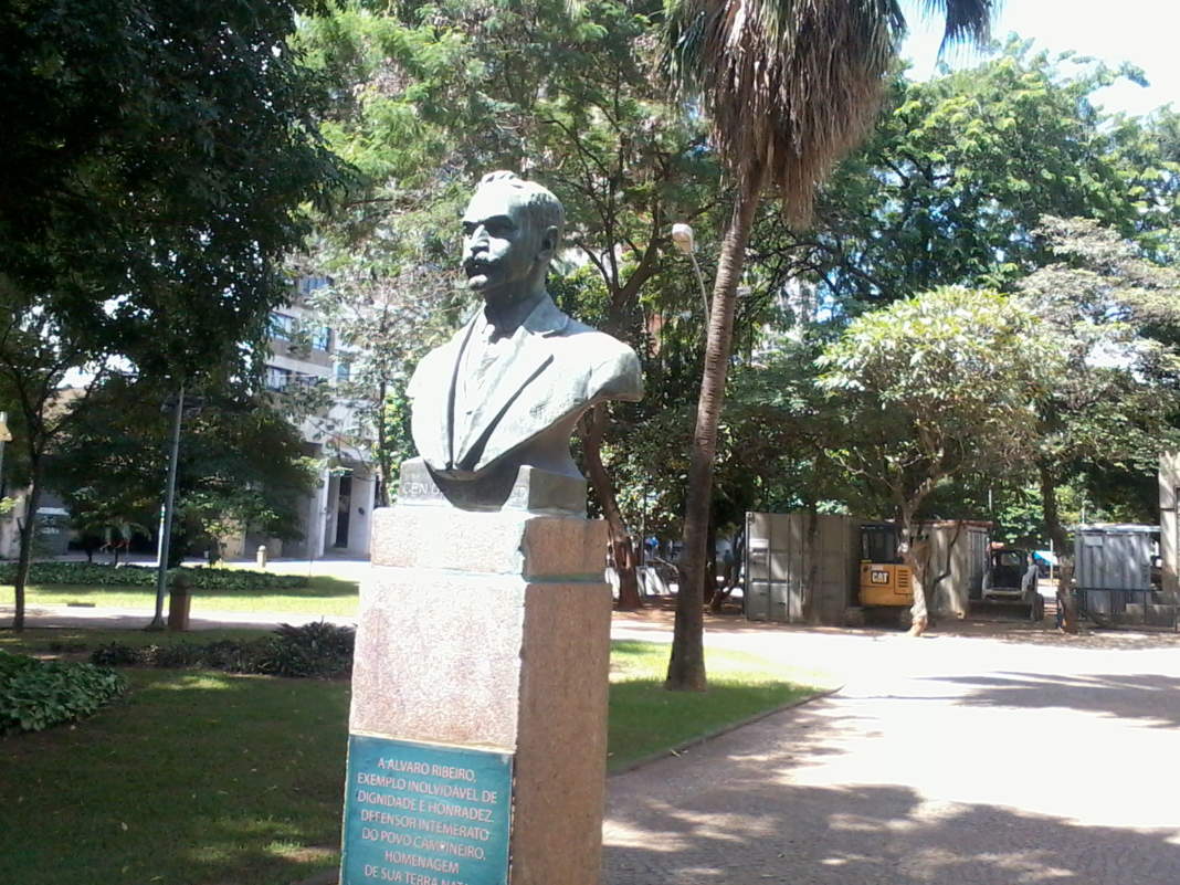 Monumento tombado pelo Condepacc é furtado