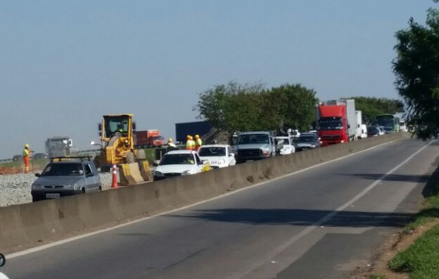 Obra no Trevo dos Amarais trava avenida e Rodovia Dom Pedro