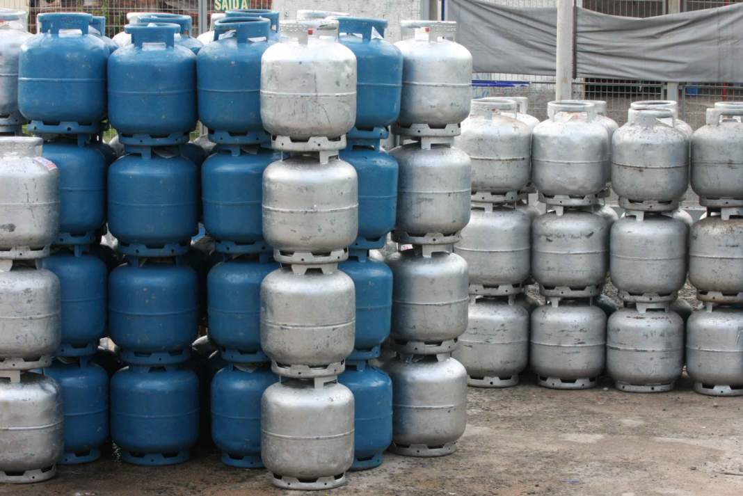 Após aumento, diferença no preço do gás de cozinha fica evidente nas revendedoras