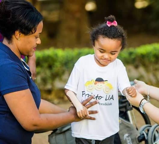 Separar alunos com deficiência é segregação, diz professora