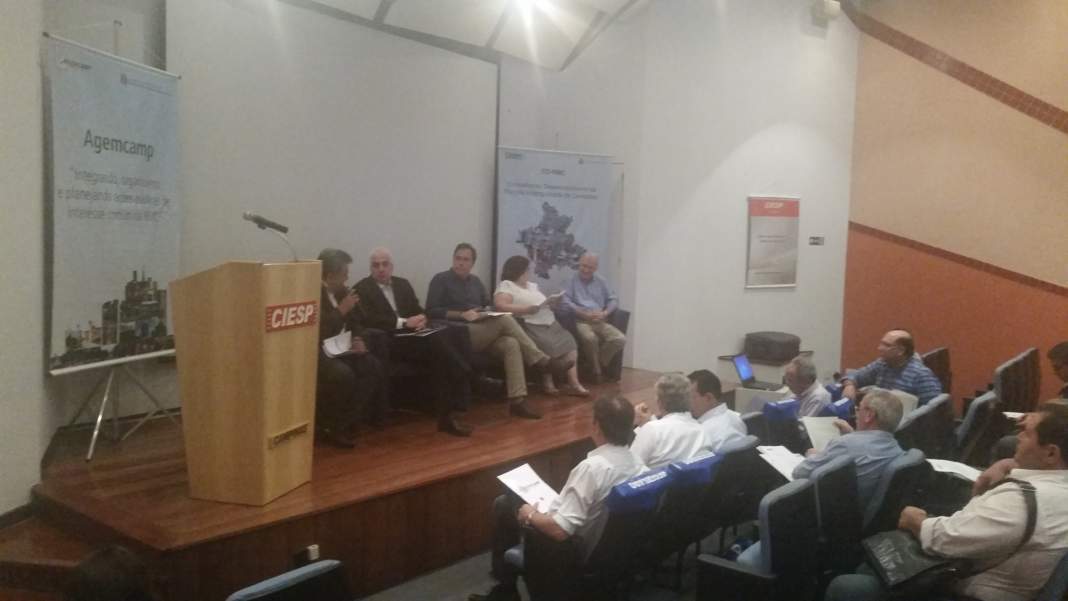 Com queda na arrecadação, prefeituras da RMC adotam medidas para equilibrar contas