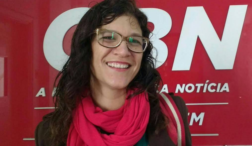 Cantora Carol Ladeira se apresenta amanhã, dia 20 de maio, no Sesc Campinas