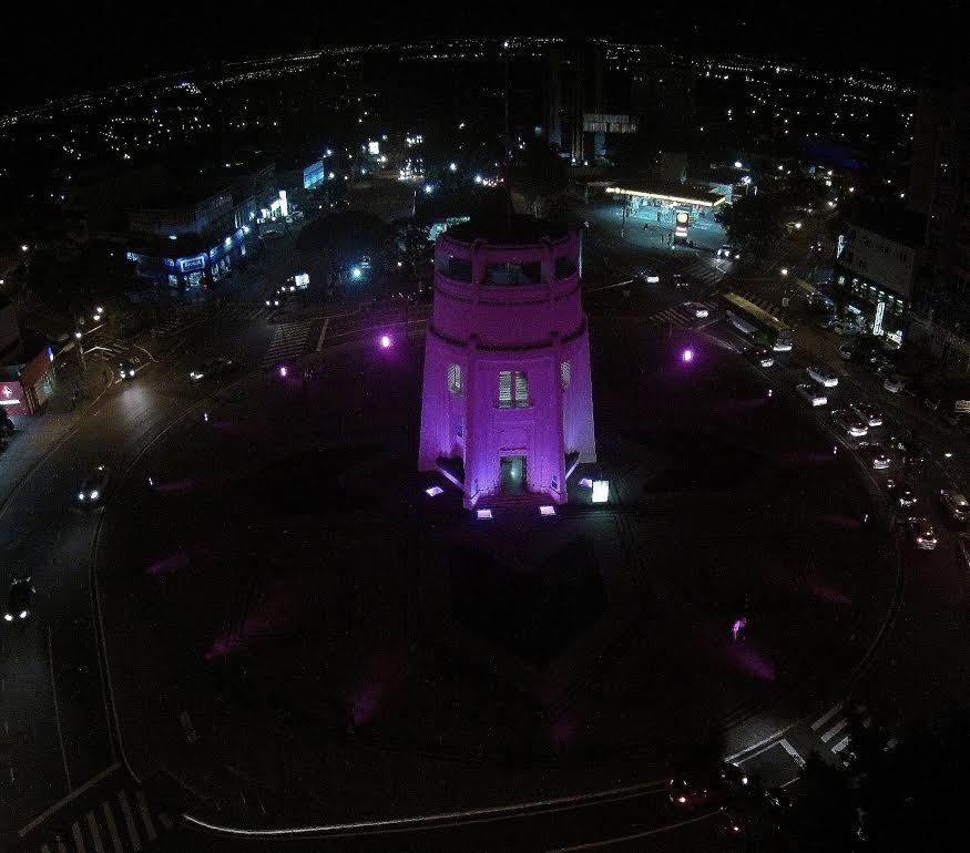 Monumentos da Sanasa recebem iluminação especial
