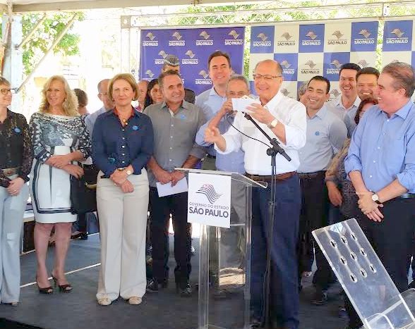 Na região, Alckmin evita comentar eleições presidenciais após vitórias do PSDB