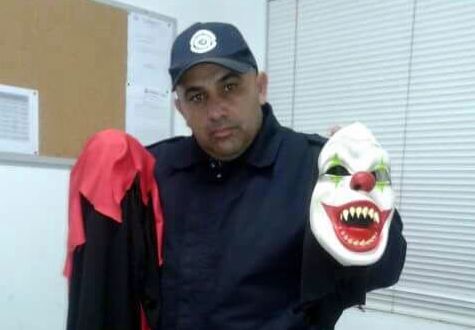 Jovem vestido de ‘palhaço sinistro’ é abordado por GM e tem fantasia apreendida em Valinhos