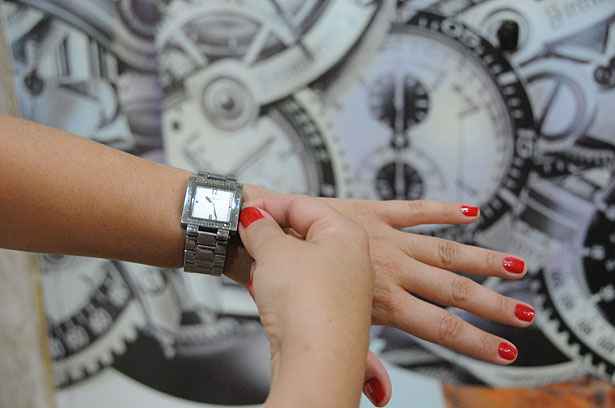 Término do horário de verão divide opiniões nas ruas de Campinas