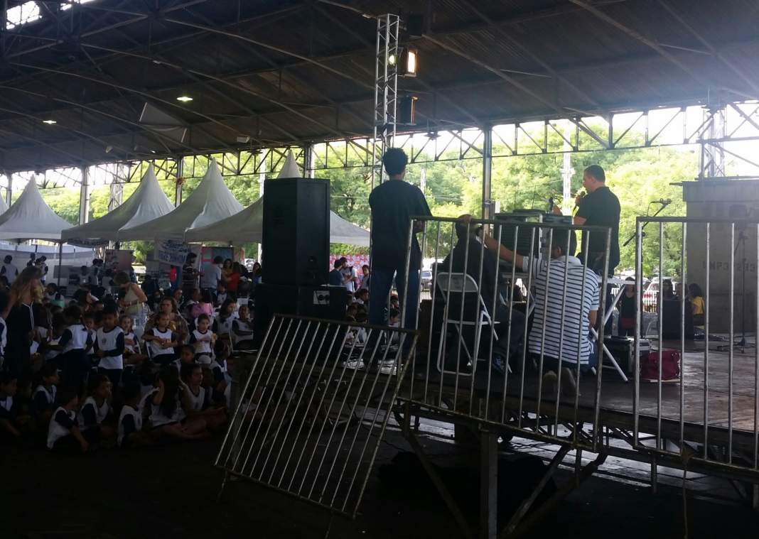 Estudantes do Ensino Fundamental de Campinas participam de programa de pesquisa