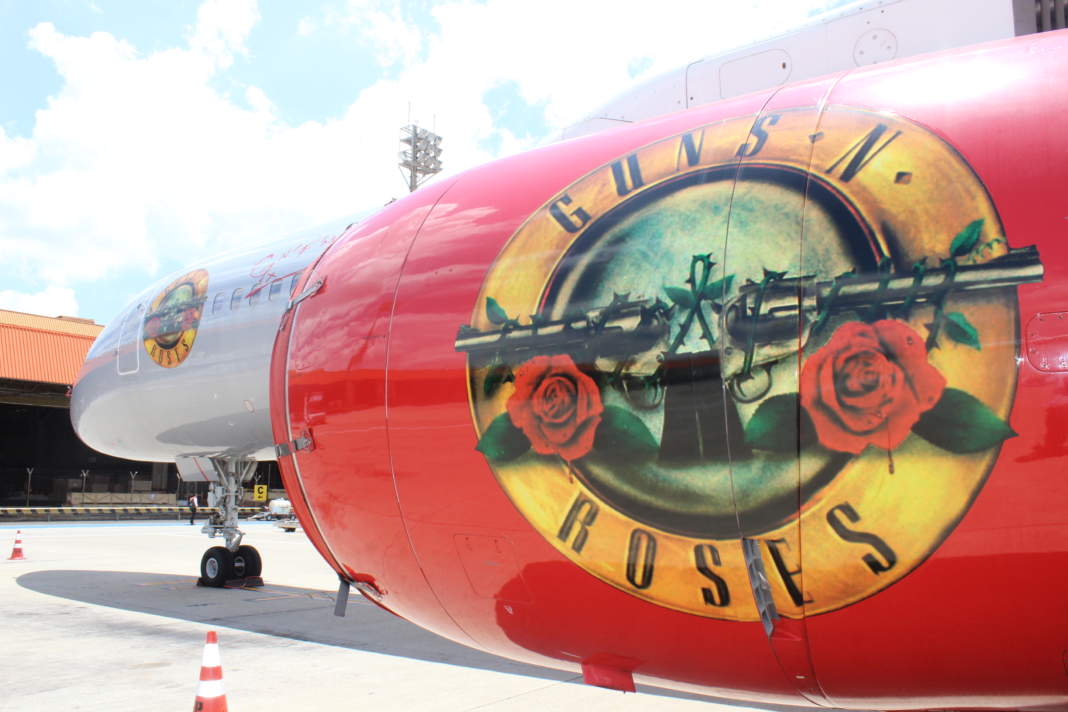 Avião do Guns N’Roses fica em Viracopos até segunda-feira