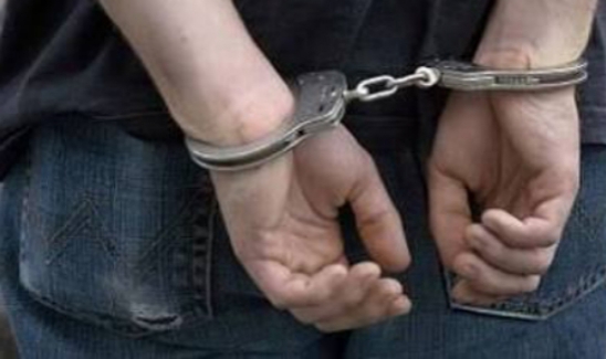 Médium suspeito de abusos sexuais permanece preso, em Limeira