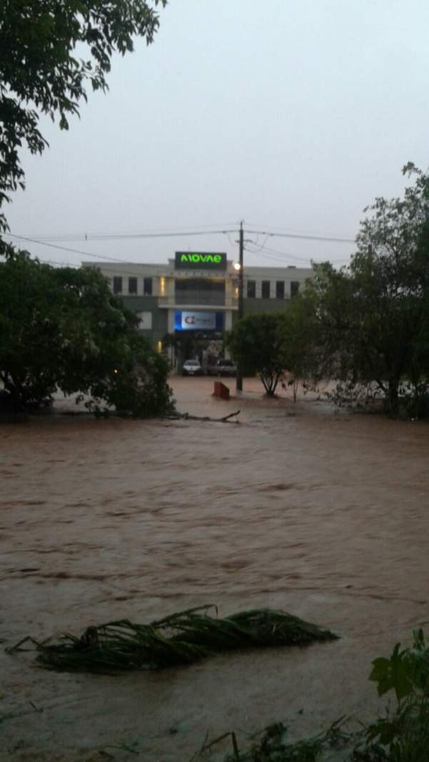 Piracicaba tem alagamentos após volume altíssimo de chuvas