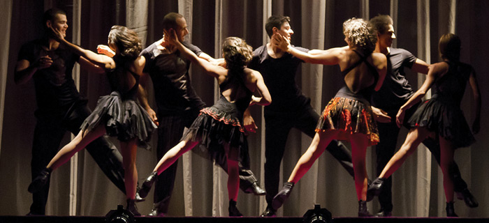 Espetáculo de dança inspirados em Almodóvar chega à Campinas