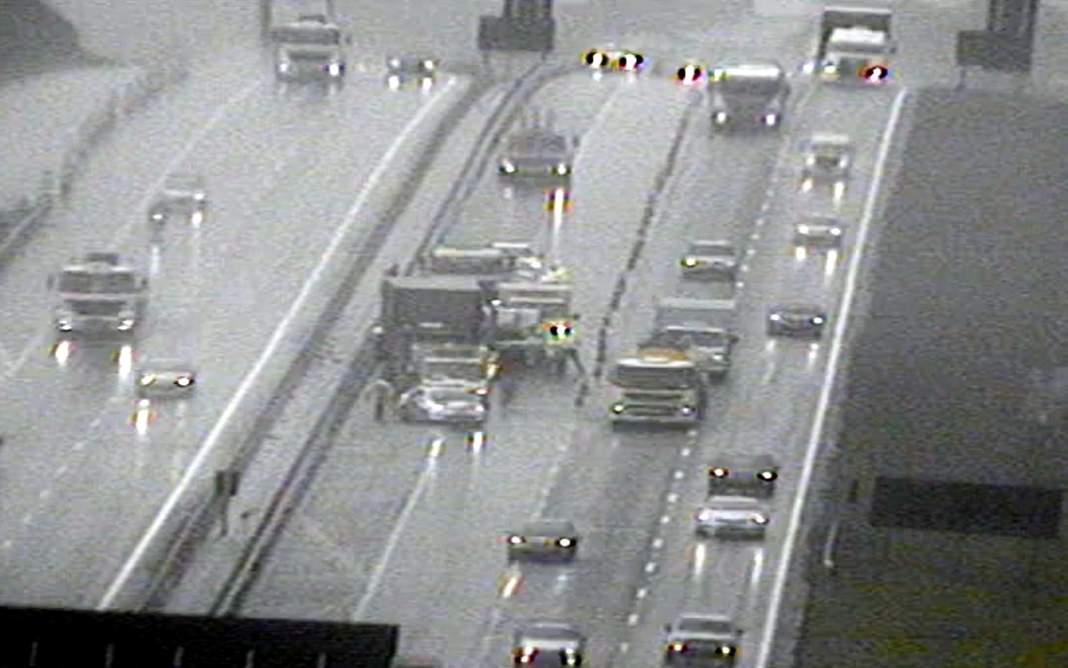 Caminhoneiro morre após acidente na Dom Pedro